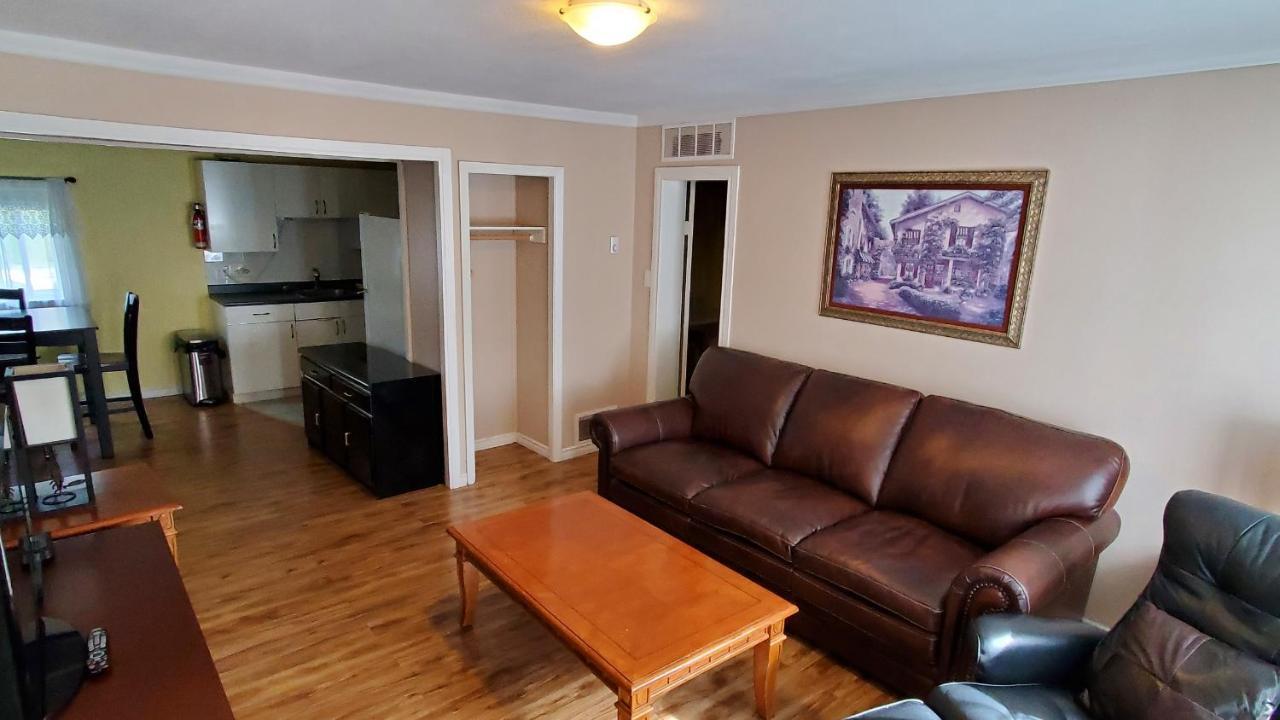Comox Valley Inn&Suites Courtenay Extérieur photo