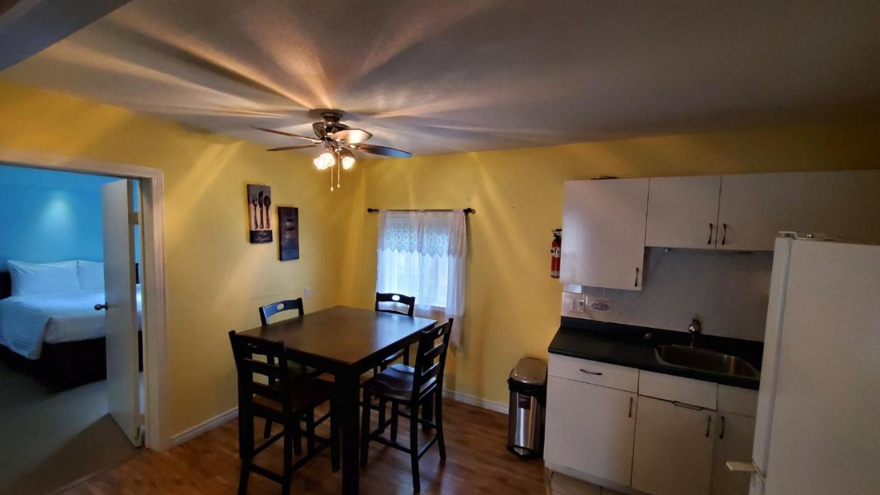 Comox Valley Inn&Suites Courtenay Extérieur photo